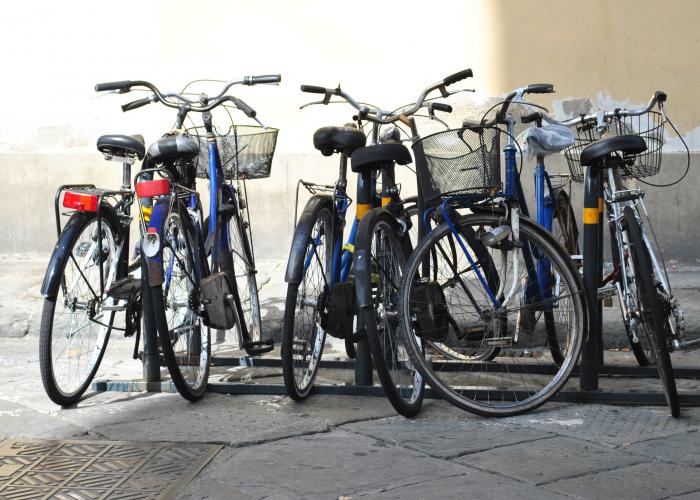Parking vélo en entreprise, législation sur le stationnement vélos
